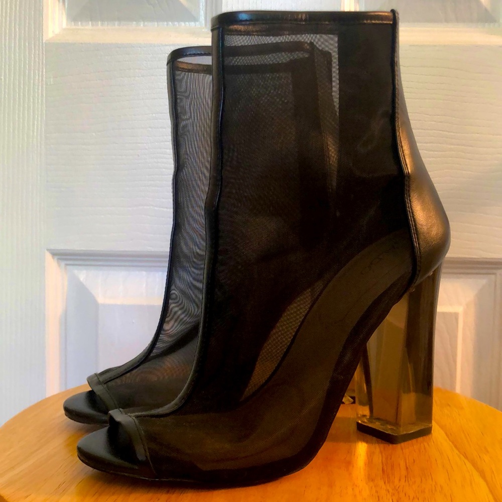 Hot Girls need Hot Shoes.